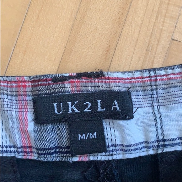 Black shorts size medium - Picture 3 of 3